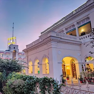 Surya, Kaiser Palace Bénarès